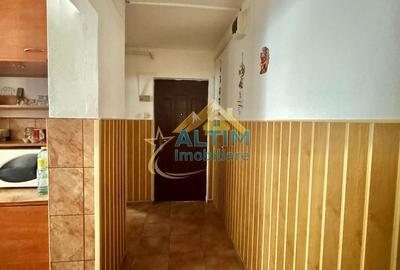 Apartament cu 3 camere, etaj intermediar, cartierul Astra - 3