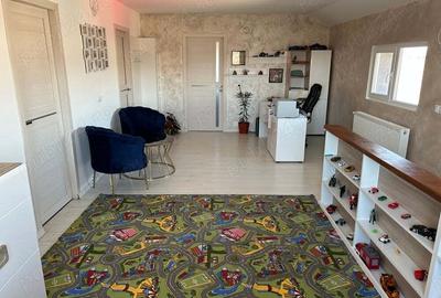 Casa spatioasa, mobilata,utilata,perfect pentru familie- Simian - 9