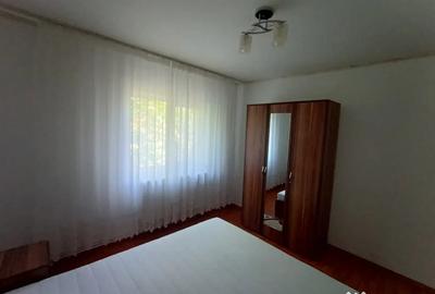 Apartament cu 2 camere decomandat în 1 Mai - 15