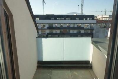 Apartament cu 4 camere decomandat în Tractorul - 1