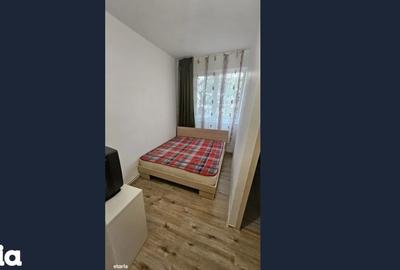 Garsonieră decomandată în Titan - 2