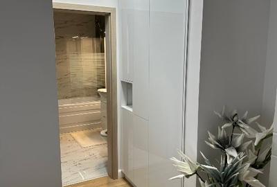 Proprietar, inchiriez apartament cu 2 camere in Giroc langa ESO - 2