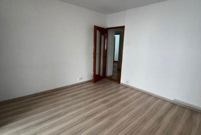 Spațiu comercial, de 70 mp, în Central - 9