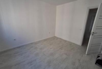 Apartament cu 3 camere decomandat în Vasile Aaron - 10