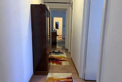 Apartament cu 3 camere semidecomandat în Central - 20