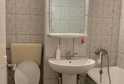 Apartament cu 4 camere decomandat în Central - 1