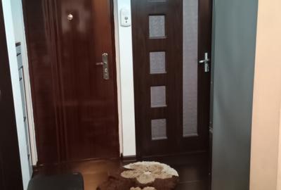 Prima inchiriere apartament 2 camere Valea Ro?ie - 2