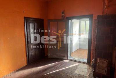 Casă cu 3 camere cu Canalizare în Simeria - 5