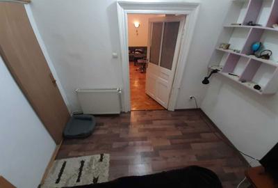 Casă cu 4 camere semidecomandat în Central - 3