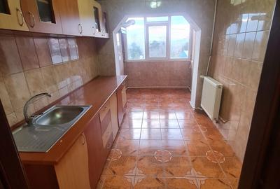 Apartament cu 2 camere decomandat în Micro 16 - 8