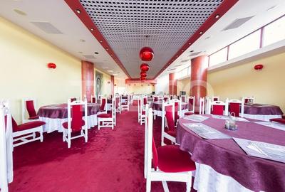 Hotel de 3* si 4* cu 64 de camere in Alba Iulia ultracentral - 3