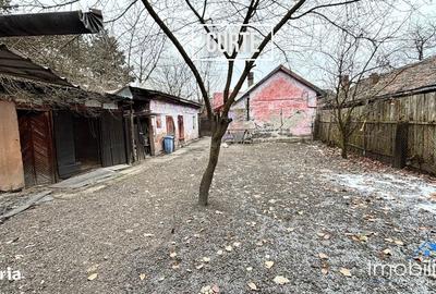 Casă cu 2 camere în Petros