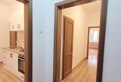 De vânzare apartament renovat, 64 mp, 2 camere pe strada Horea - 3