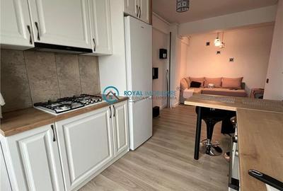 Royal Imobiliare-Vanzare Apartament 2 Camere Zona Albert - 2