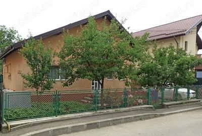 Casă cu 3 camere în Breaza de Sus - 9