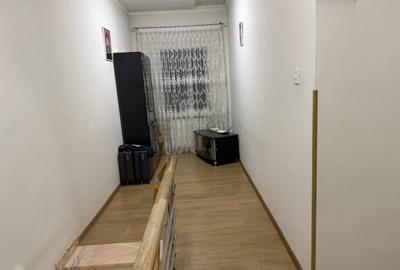 Casă cu 5 camere cu Canalizare în Moșilor - 10