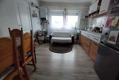 Apartament cu 2 camere decomandat în Central - 2