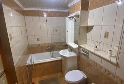 Apartament cu 3 camere decomandat în Burdujeni - 2