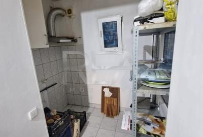 Apartament cu 3 camere -400 de metri de facultatea de medicina dentara Maiorescu - 14