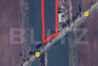 Teren de 6000 mp, în Central