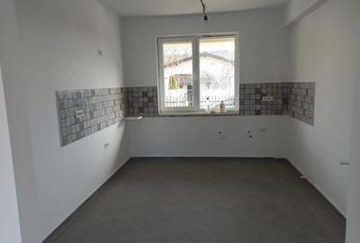 Vila gata in duplex/5cam+2bai+150mp curte libera/comBerceni -Ilfov - 40