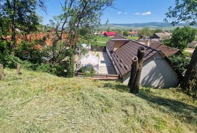 Casă cu 3 camere în Rotbav - 7
