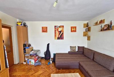 ZONA LIBERTATII - 2 CAMERE DECOMANDAT, ET. 4 DIN 8 - CU LIFT - 2
