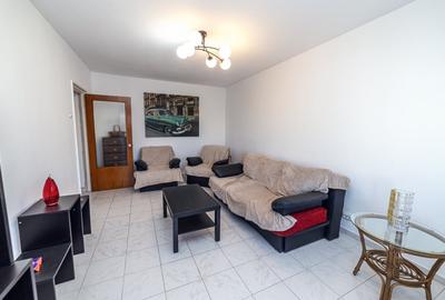 Apartament cu 3 camere decomandat, mobilat în Tineretului