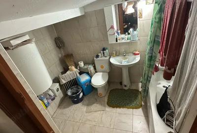 Casă cu 5 camere cu Teren 1400 Mp în Central - 6