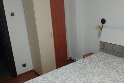 Apartament cu 4 camere - zona Podu Ros - Palas - 12