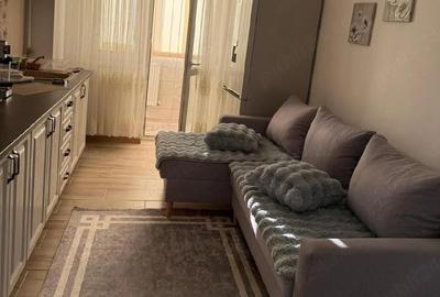 Apartament cu 2 camere decomandat în Obor