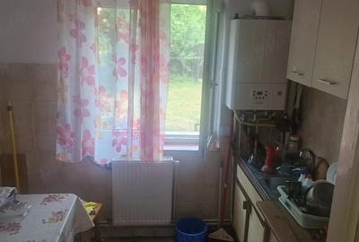 Apartament cu 3 camere semidecomandat în Central - 8