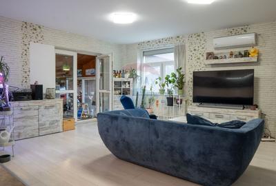 Casă cu 8 camere cu Teren 950 Mp în Roșu - 7