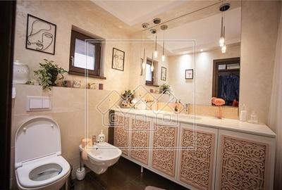 Casa tip duplex de vanzare in Sibiu - 5 camere, 3 bai - teren 250 mp - 29