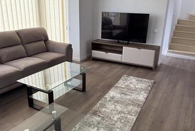 Duplex cu 4 camere cu Canalizare în Central - 11