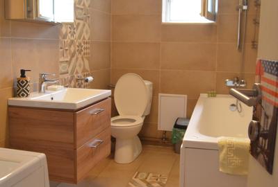 Casa speciala situata langa partia Kalinderu - 6