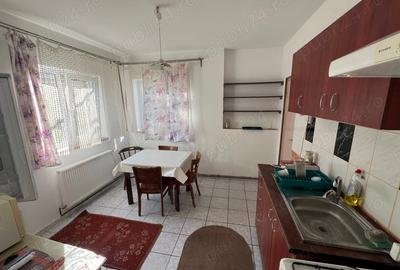 Casă cu 4 camere cu Teren 400 Mp în Semicentral - 3