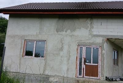 Casă cu 4 camere în Șard - 1