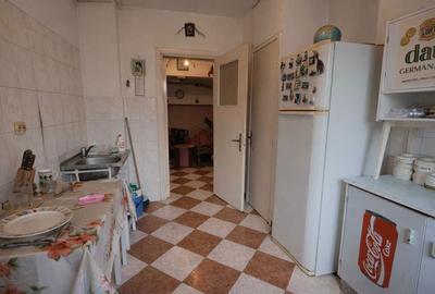 Apartament cu 3 camere decomandat în Alexandru Obregia - 6