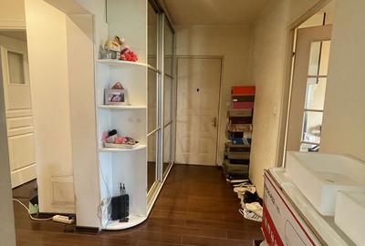 Apartament cu 3 camere decomandat, mobilat în 13 Septembrie - 3