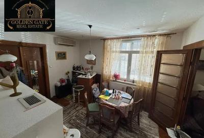 Mosilor - Libertatii | Casa 10 camere | 3 Balcoane | Centrala | 4 Bai - 4