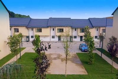 VILA IRIS, PRIMAVERII VILLAS, CARTIER PRIVAT LANGA ORAS - 1