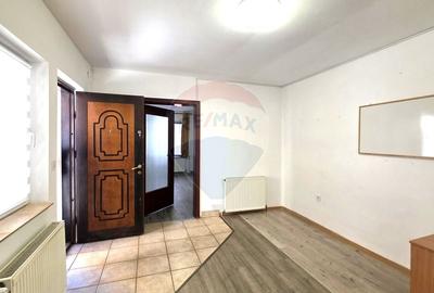 Birou, de 30 mp, în Centrul Civic - 2