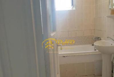 NICOLINA, Ap. 3 cam, Decomandat - 2