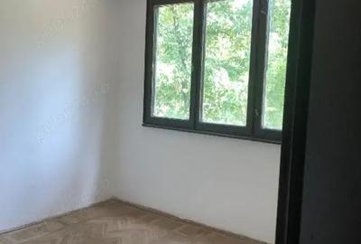 Apartament cu 3 camere semidecomandat în Țiglina 1 - 8