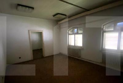 Spațiu comercial, de 594 mp, în Ozun - 18