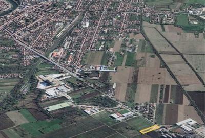 Teren de 4300 mp, în Central - 5