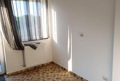 Casă cu 4 camere în Tamași - 11