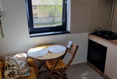 Garsonieră decomandată în Trivale - 2