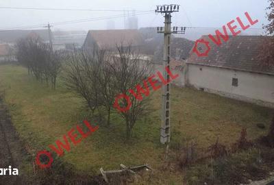 Teren de 1231 mp, în Chichiș - 3